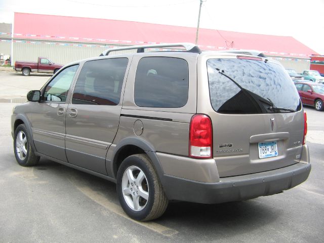 Pontiac Montana SV6 2006 photo 4