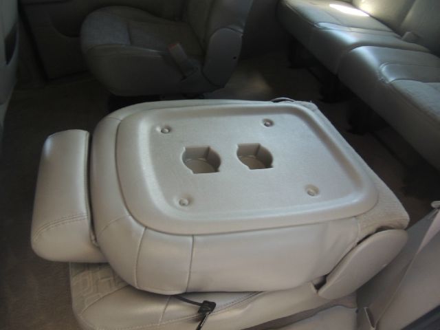 Pontiac Montana SV6 2006 photo 18