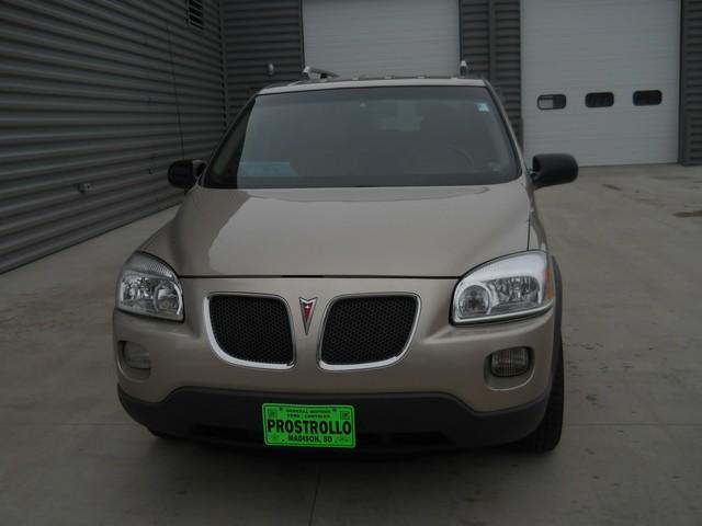 Pontiac Montana SV6 2006 photo 1