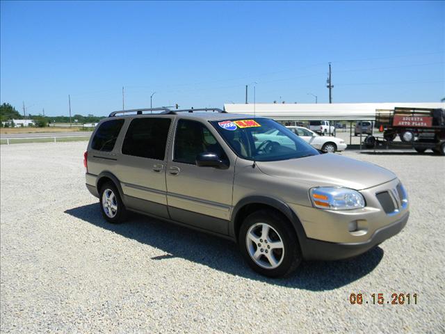 Pontiac Montana SV6 2006 photo 2