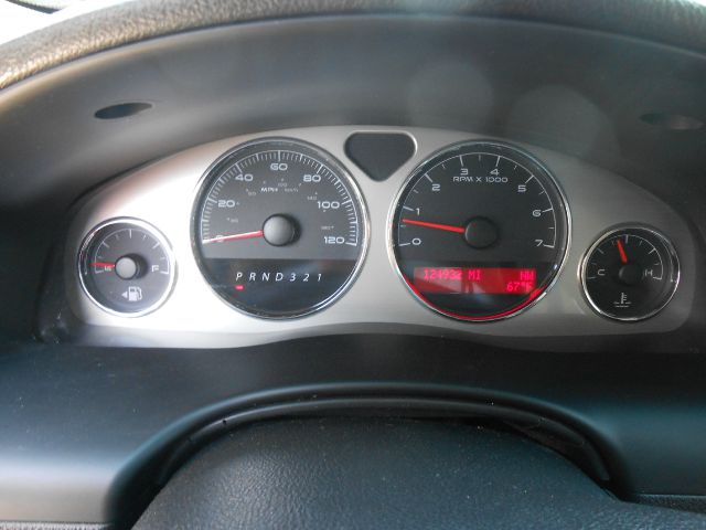 Pontiac Montana SV6 2006 photo 4