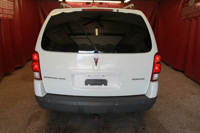 Pontiac Montana SV6 2006 photo 3