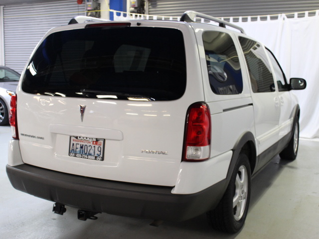 Pontiac Montana SV6 2006 photo 4