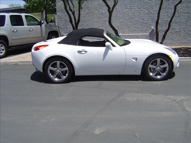 Pontiac Solstice 2006 photo 2