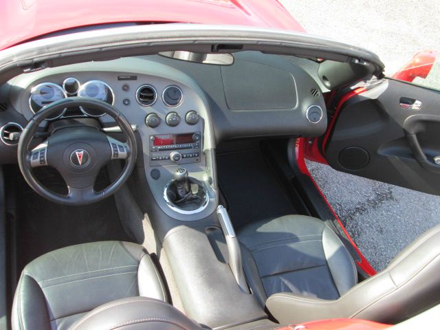 Pontiac Solstice 2006 photo 13