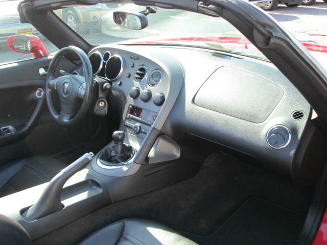 Pontiac Solstice 2006 photo 23