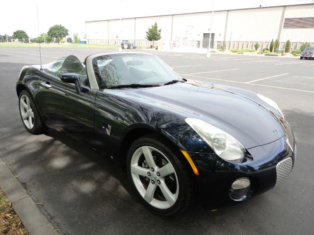 Pontiac Solstice 2006 photo 2