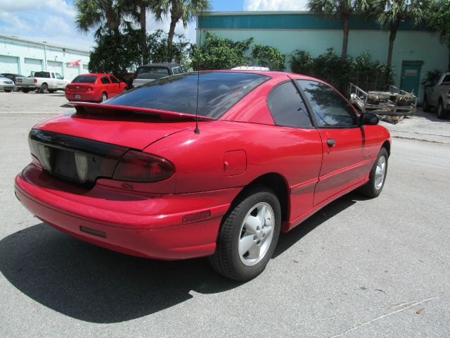 Pontiac Sunfire 1996 photo 1