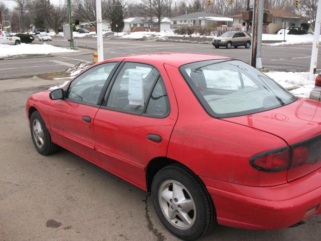 Pontiac Sunfire 1998 photo 3