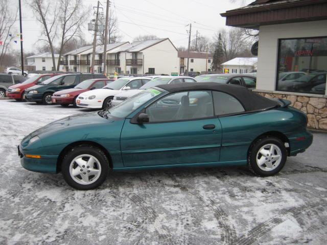 Pontiac Sunfire 1998 photo 1