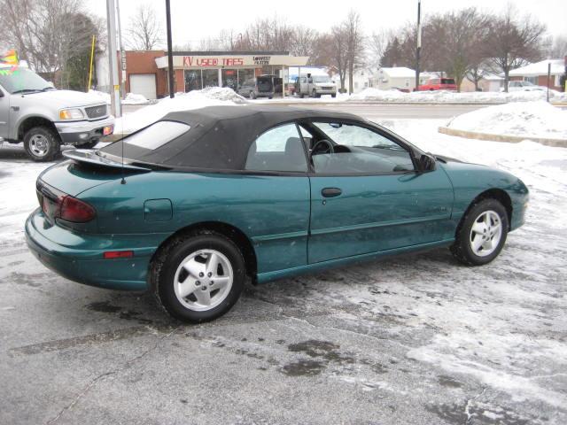 Pontiac Sunfire 1998 photo 3