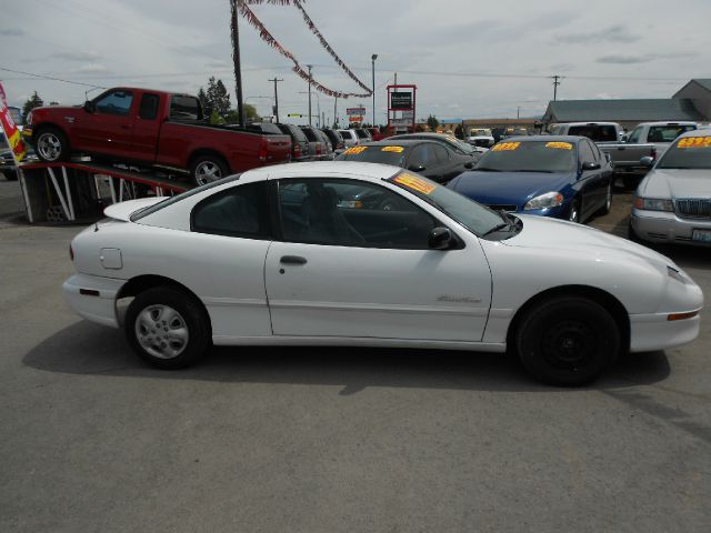 Pontiac Sunfire 1998 photo 14