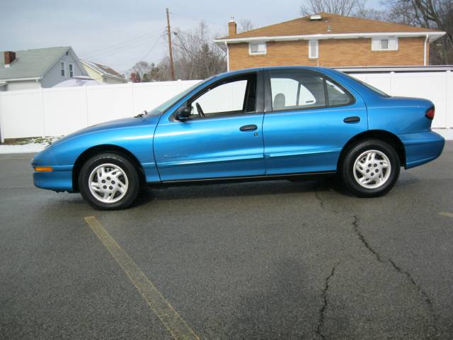 Pontiac Sunfire 1998 photo 3