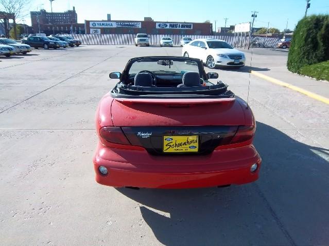 Pontiac Sunfire 2000 photo 3