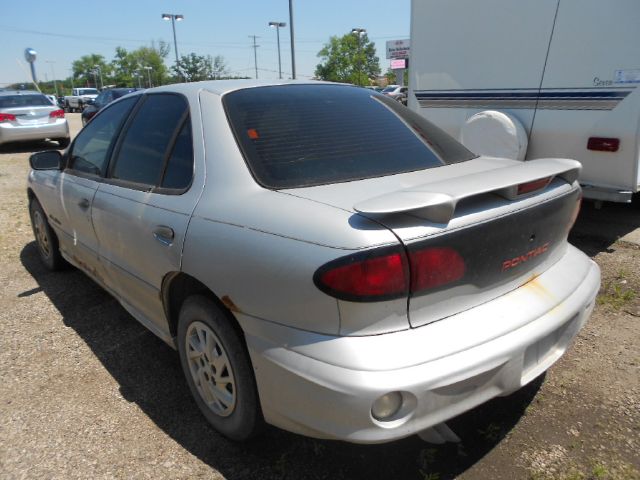 Pontiac Sunfire 2000 photo 4