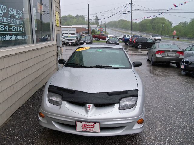 Pontiac Sunfire 2000 photo 1