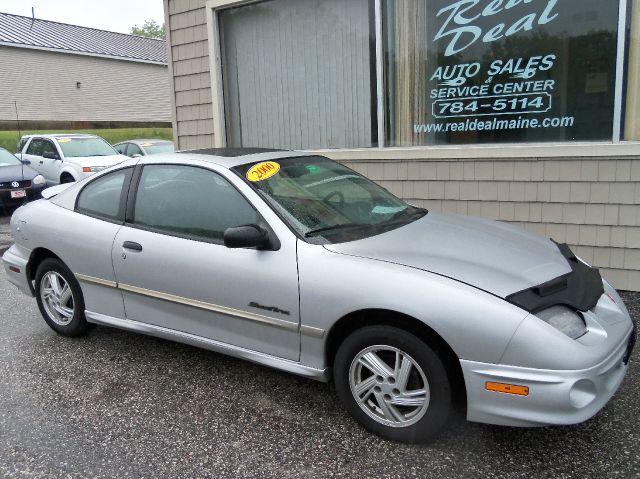 Pontiac Sunfire 2000 photo 3