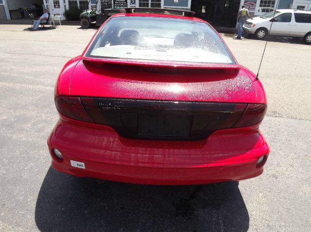 Pontiac Sunfire 2000 photo 3