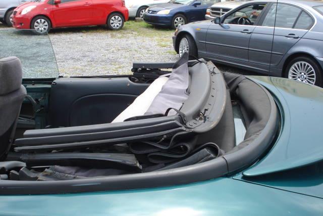 Pontiac Sunfire 2000 photo 14