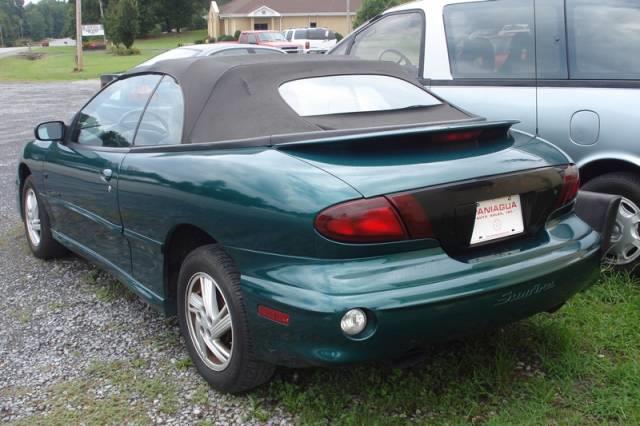 Pontiac Sunfire 2000 photo 2