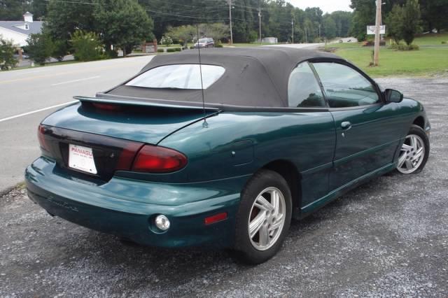 Pontiac Sunfire 2000 photo 3