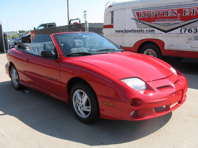 Pontiac Sunfire 2000 photo 4