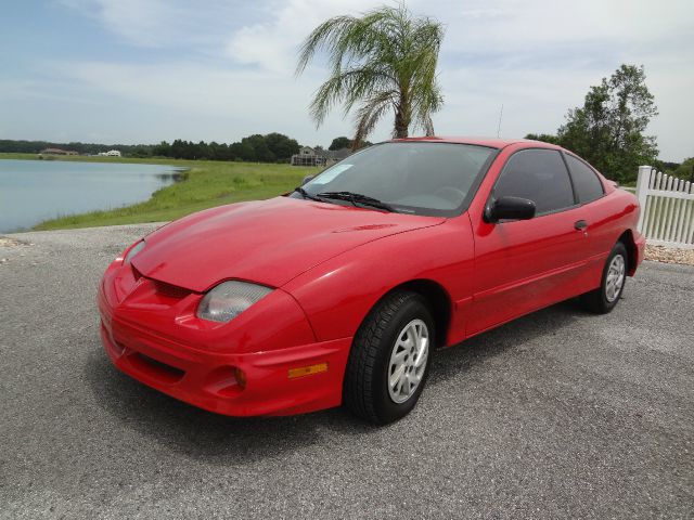 Pontiac Sunfire 2000 photo 2