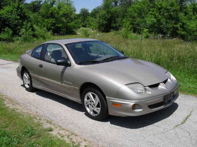 Pontiac Sunfire 2000 photo 3