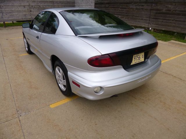 Pontiac Sunfire 2000 photo 1