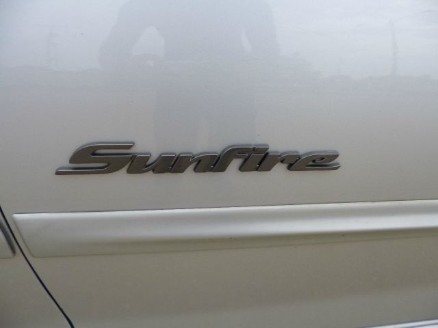 Pontiac Sunfire 2000 photo 27