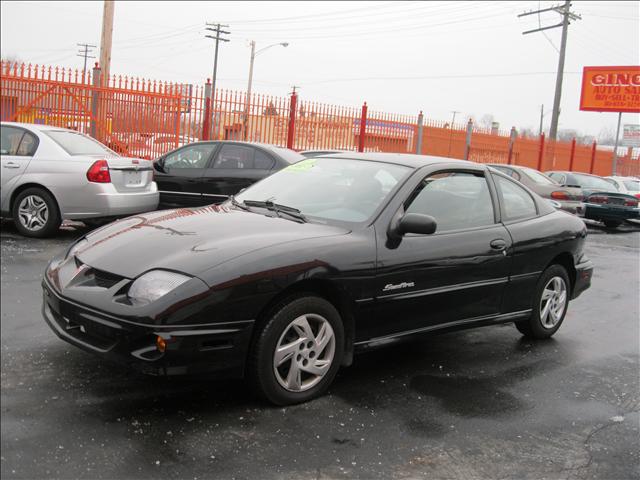 Pontiac Sunfire 2001 photo 2