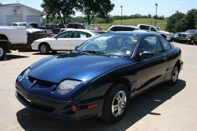 Pontiac Sunfire 2001 photo 2