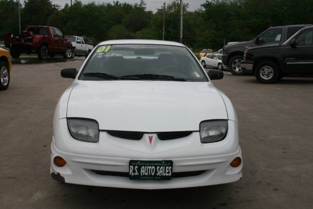 Pontiac Sunfire 2001 photo 2