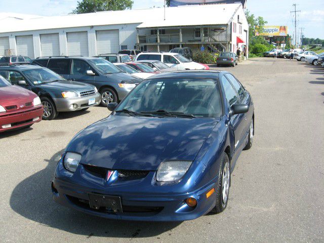 Pontiac Sunfire 2001 photo 2