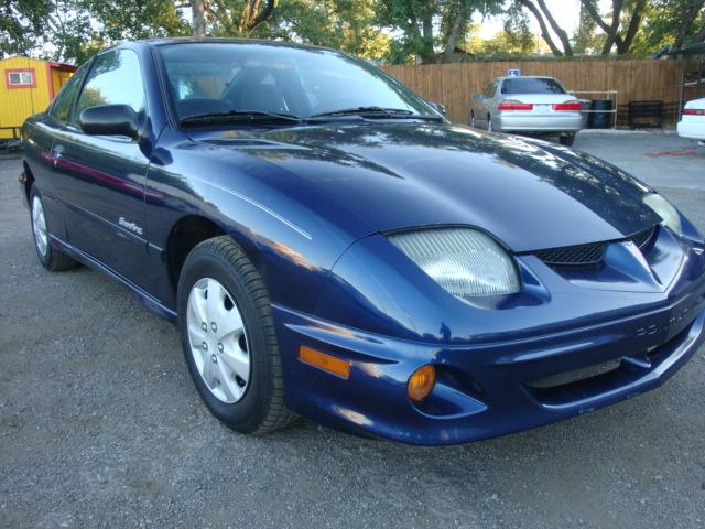 Pontiac Sunfire 2001 photo 2