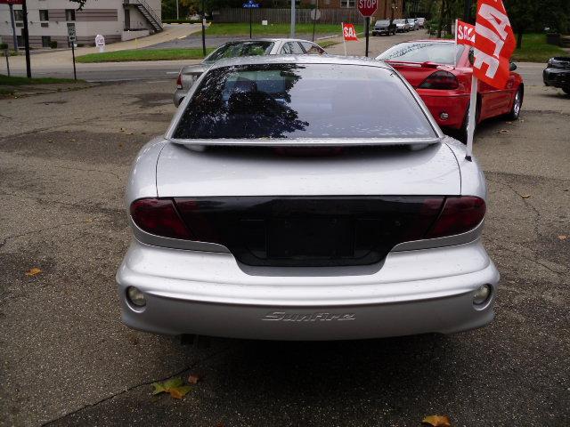 Pontiac Sunfire 2001 photo 1