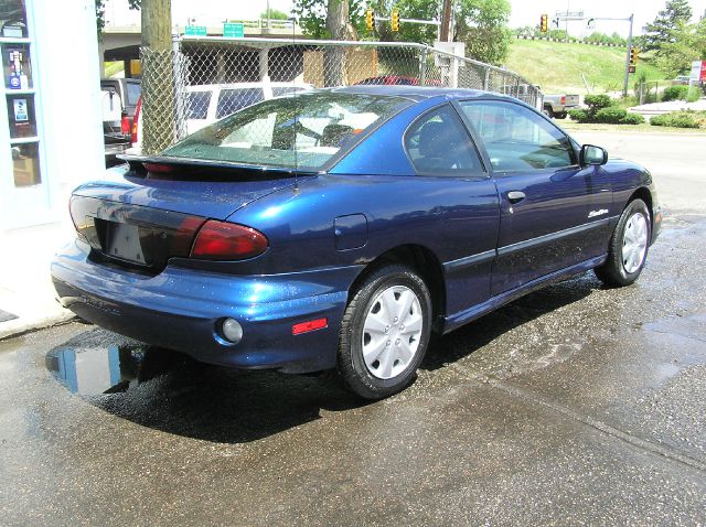 Pontiac Sunfire 2002 photo 1