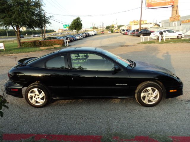 Pontiac Sunfire 2002 photo 2