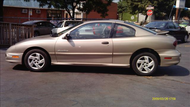 Pontiac Sunfire 2002 photo 3