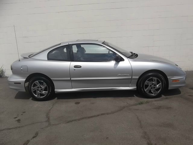 Pontiac Sunfire 2002 photo 1