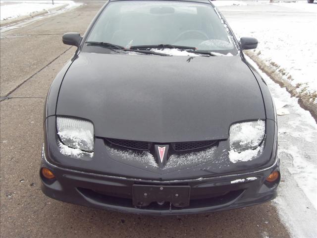 Pontiac Sunfire SE Sedan