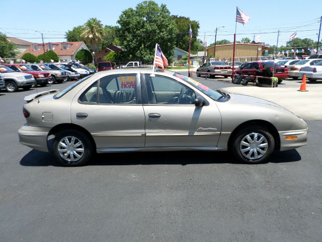 Pontiac Sunfire 2002 photo 10