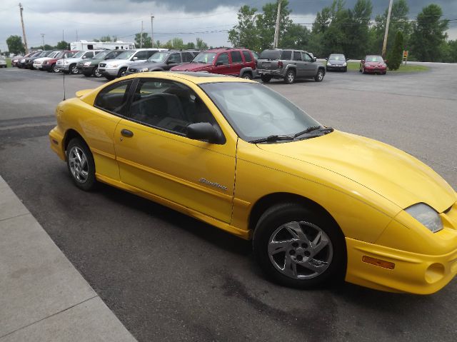 Pontiac Sunfire 2002 photo 2