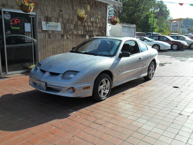 Pontiac Sunfire 2002 photo 2