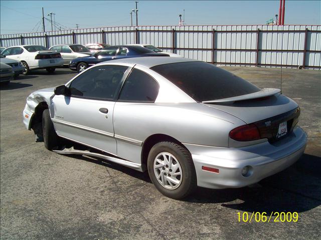 Pontiac Sunfire 2002 photo 1