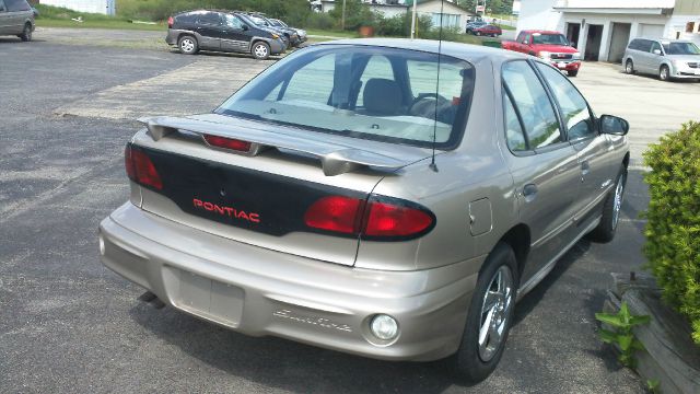 Pontiac Sunfire Sport -5 Speed-stick-4x4 Sedan