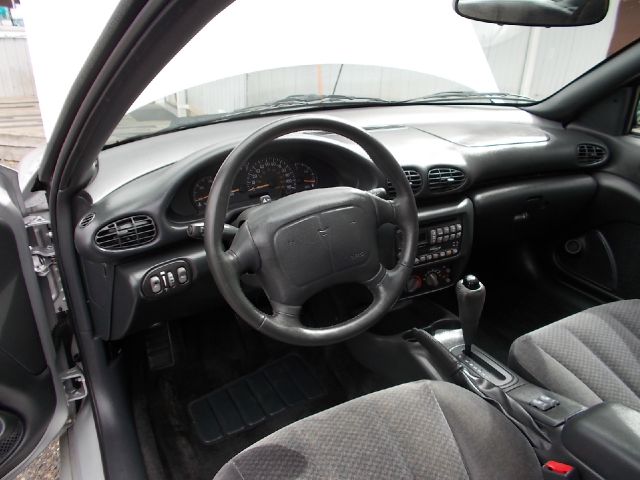 Pontiac Sunfire 2002 photo 2