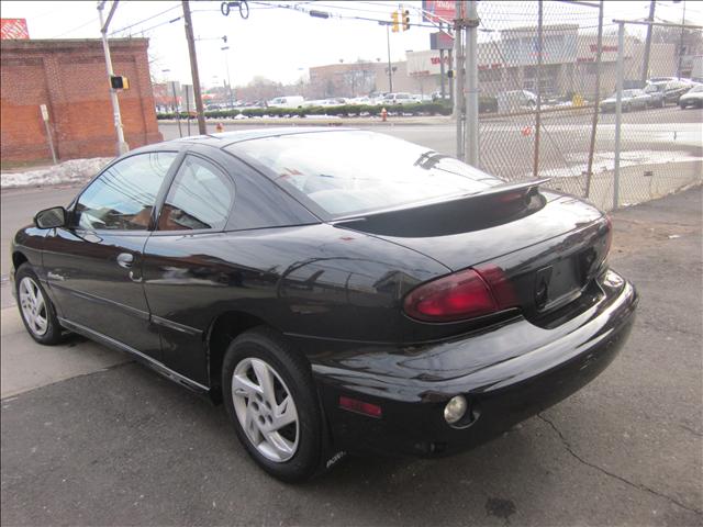 Pontiac Sunfire 2002 photo 2