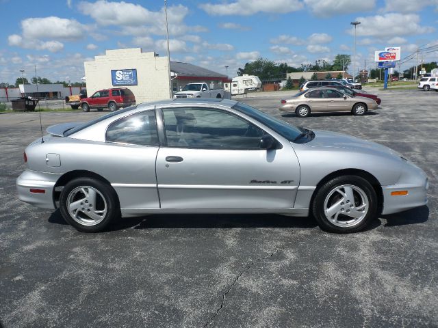 Pontiac Sunfire 2002 photo 1