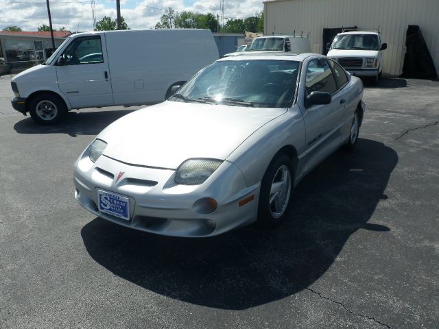 Pontiac Sunfire 2002 photo 9